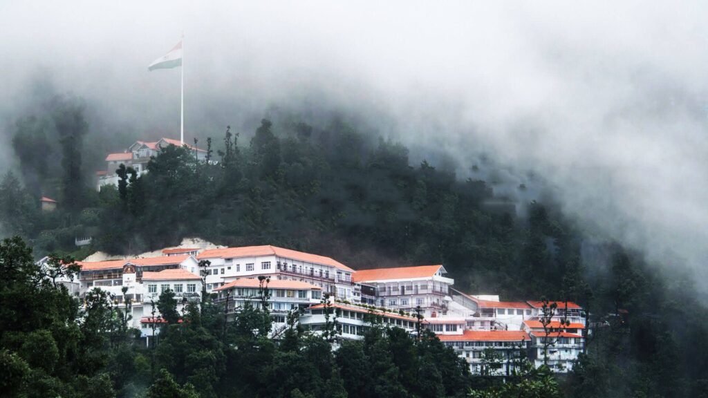 Noida to Dalhousie Taxi